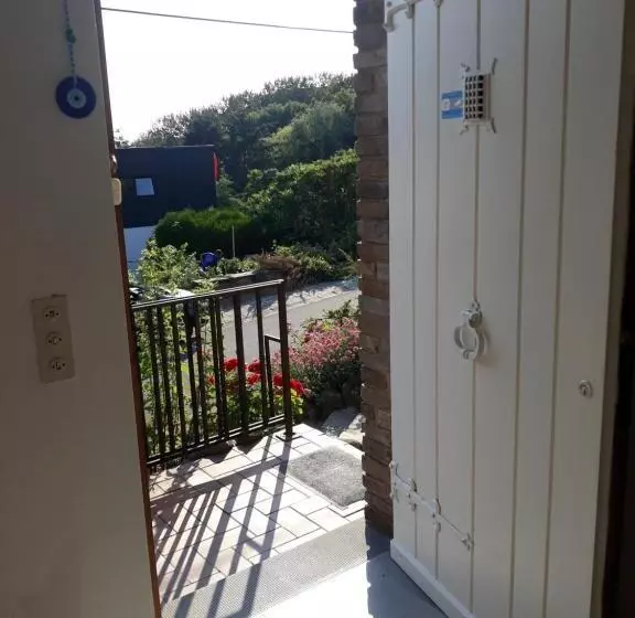 Majatalo Bed Vue Sur Vallée De La Meuse Namur