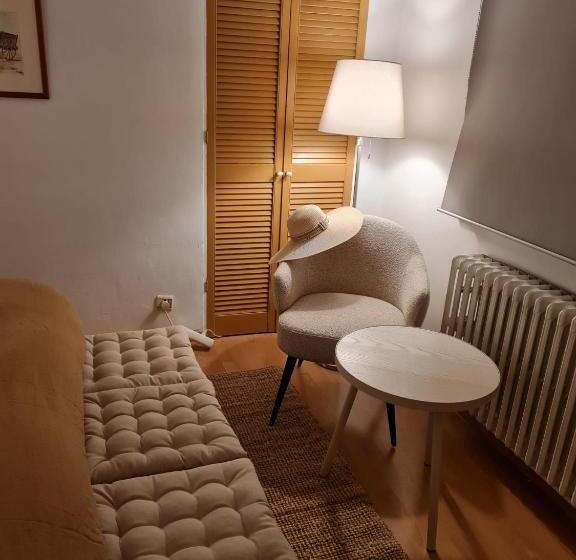 پانسیون Bed Vue Sur Vallée De La Meuse Namur