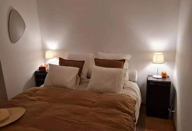 Majatalo Bed Vue Sur Vallée De La Meuse Namur