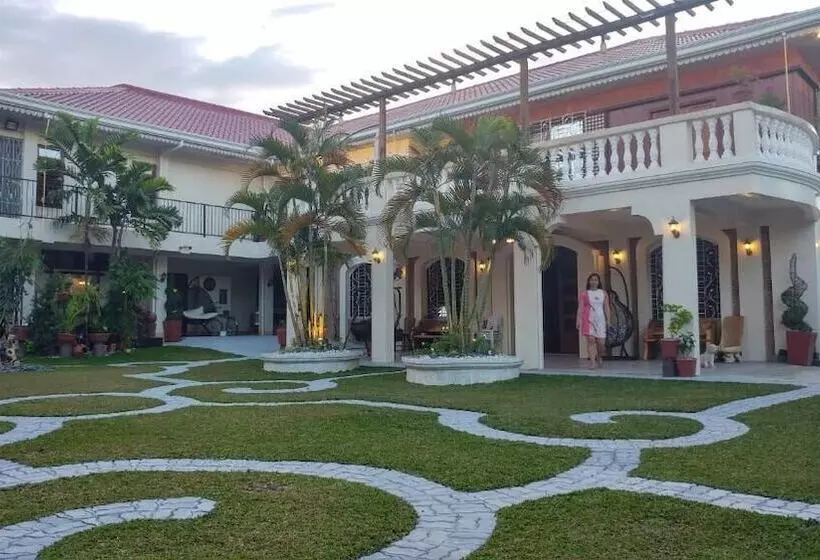 Majatalo Casa Familya