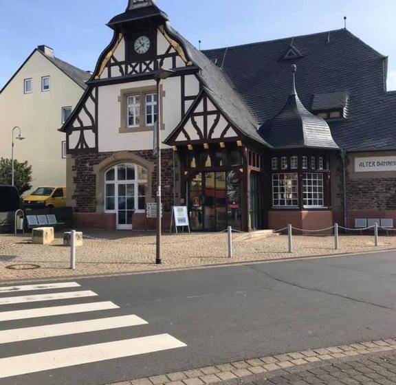 ペンション Gästehaus Sonnenhöhe   Ihre Erlebnis Programm Schmiede