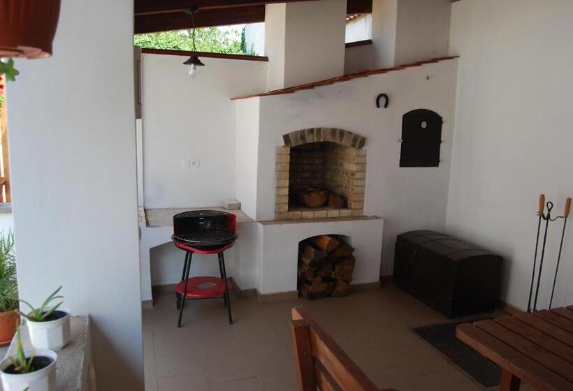 펜션 Penzion Na Rozcestí