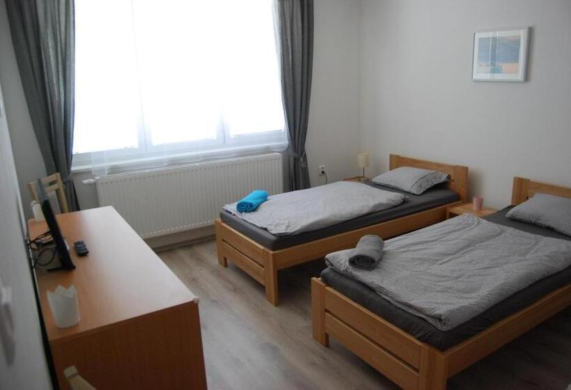 펜션 Penzion Na Rozcestí