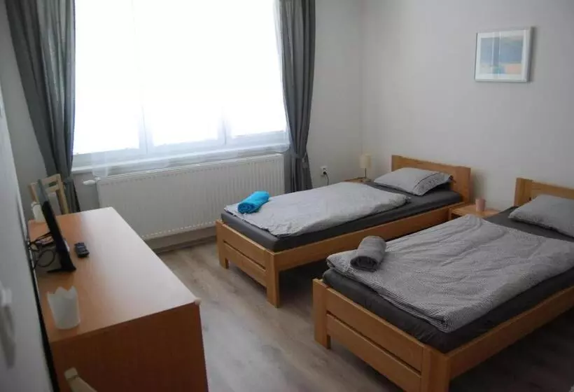 ペンション Penzion Na Rozcestí