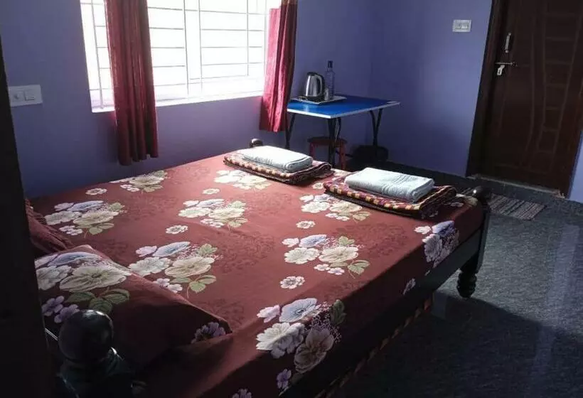 Majatalo Private Room Non Ac At Varun Vihar Near Horsley Hills
