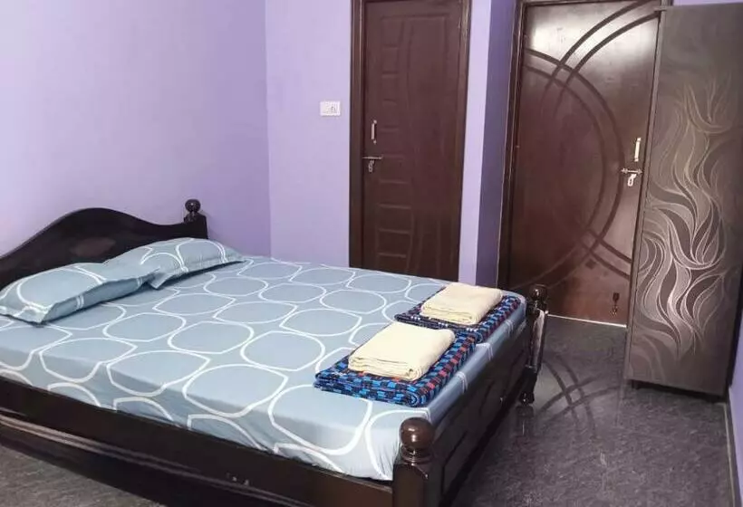 Majatalo Private Room Non Ac At Varun Vihar Near Horsley Hills