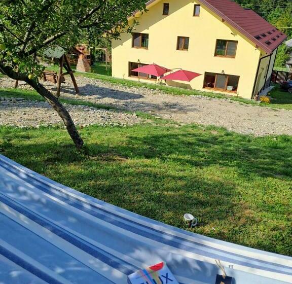 ペンション Viata La Tara Cerna