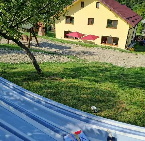 ペンション Viata La Tara Cerna