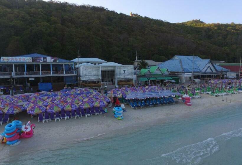 Tawaen Beach Resort