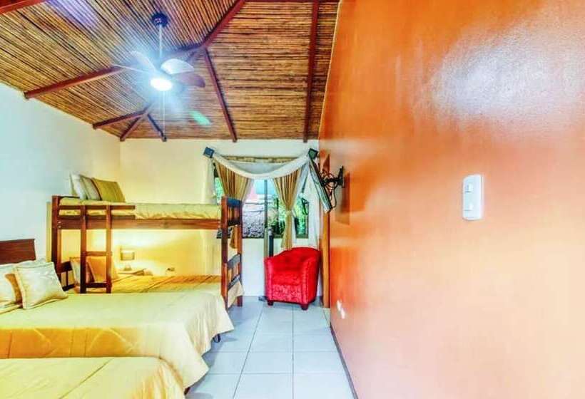 ユースホステル Kinkajou Ecolodge