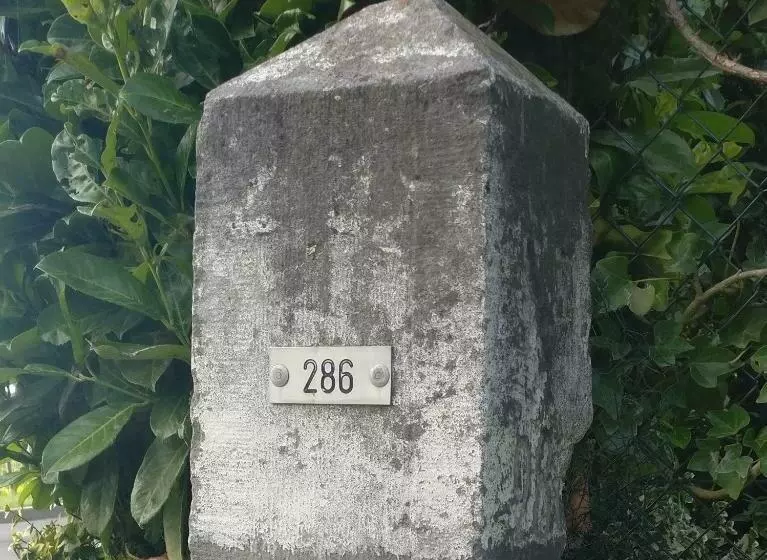 B&b Grenspaal 286