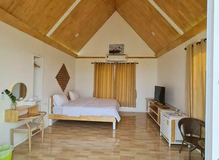 Aamiaismajoitus (B&B) นอร์ดิกเฮ้าส์ แอนด์ คอฟฟี่หนองบัวลำภู