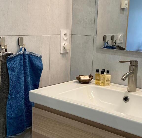 צימר Domaine De Kerdavid Chambres D Hôtes à Remungol