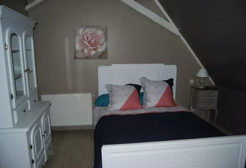 Aamiaismajoitus (B&B) La Ferme Aux Fleurs