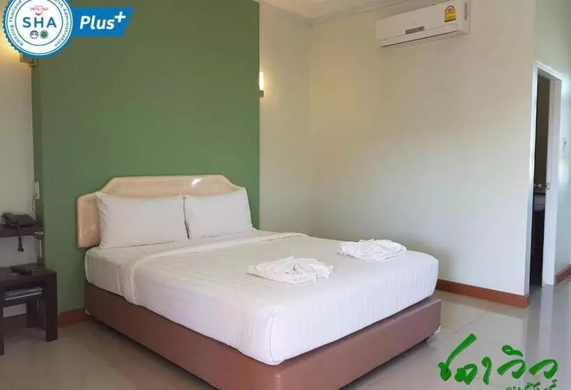 Hotelli โรงแรมชดาวิวกาฬสินธุ์