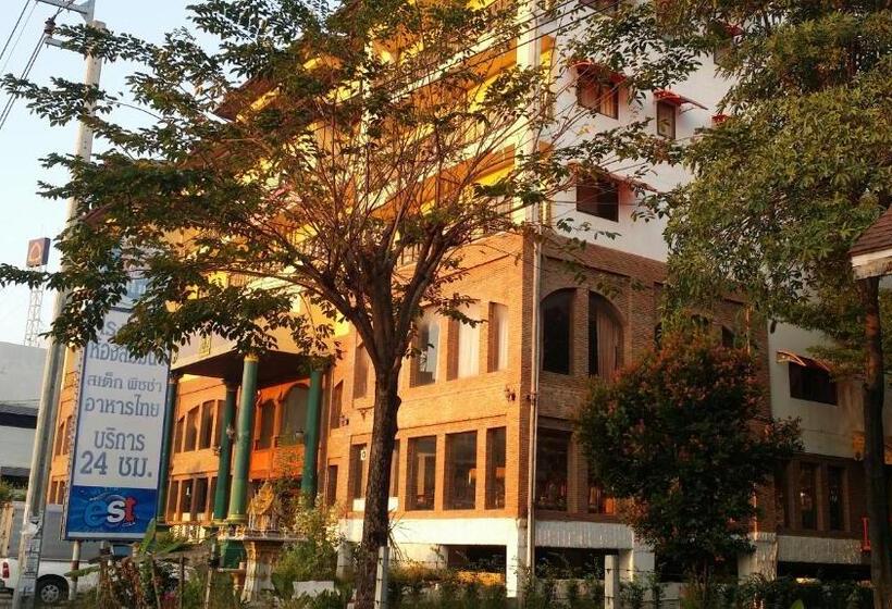 בית מלון כפרי 13 Coins Bang Yai