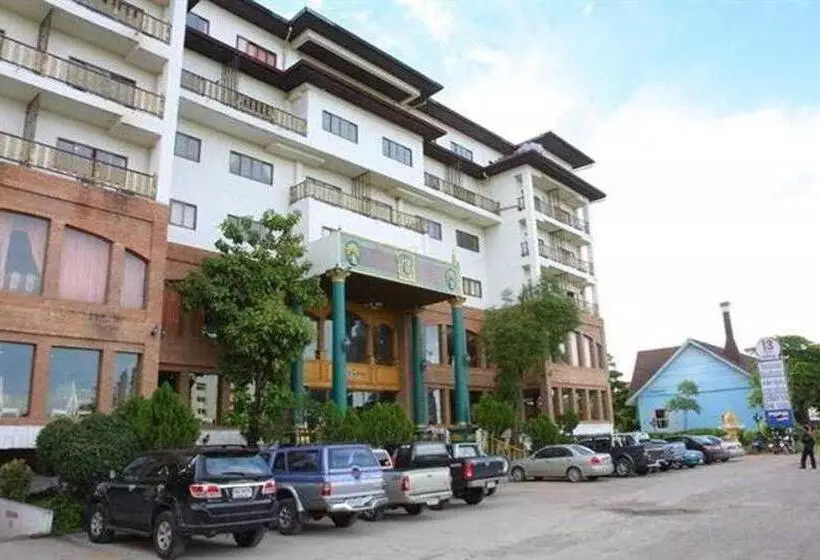 Hotelli 13 Coins Bang Yai