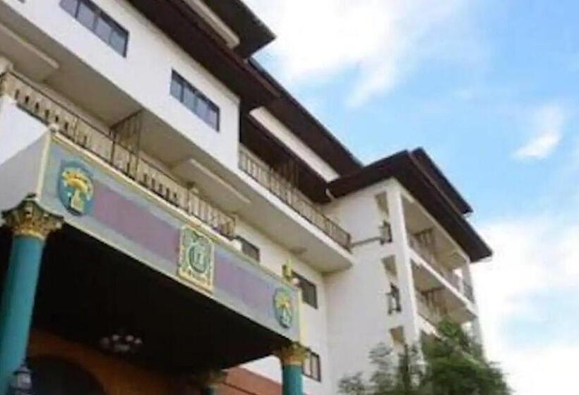 בית מלון כפרי 13 Coins Bang Yai