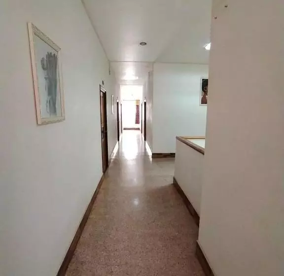 Hotelli Hom Pho Guesthouse