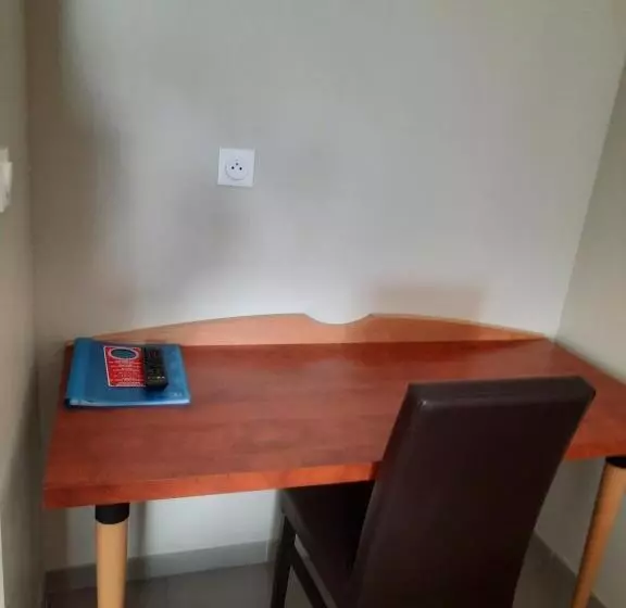 Hotelli Hôtel La Croix De Mille