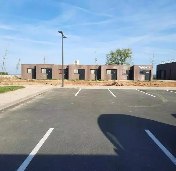 Hotelli Hôtel La Croix De Mille