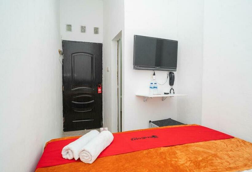 فندق Reddoorz @ Aralia Harapan Indah