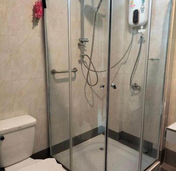 בית מלון כפרי River Kwae Silvergold Kan