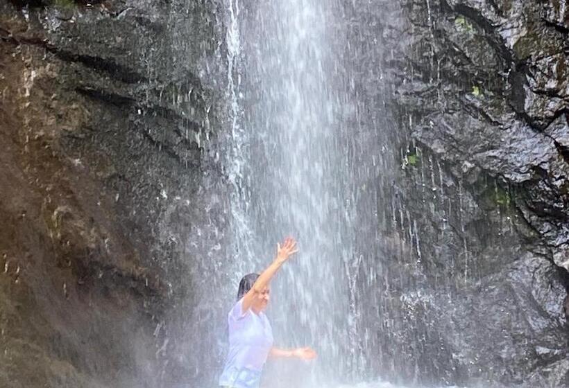 فندق Tambo Quinde