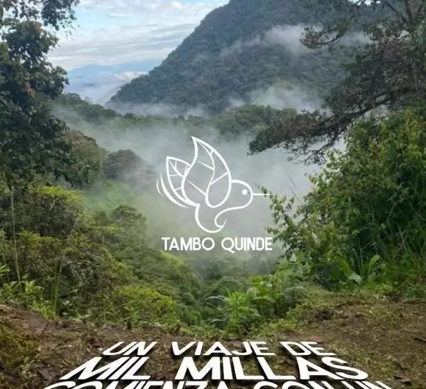 ホテル Tambo Quinde