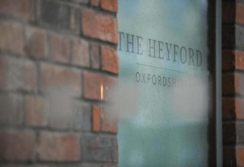 فندق The Heyford