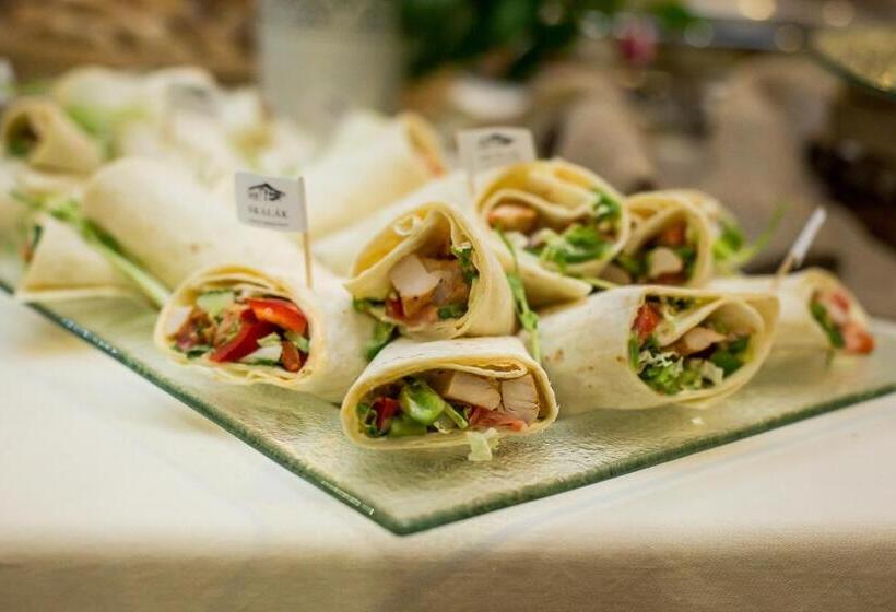 ホテル Vinné Sklepy Skalák