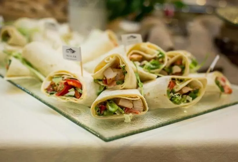 ホテル Vinné Sklepy Skalák