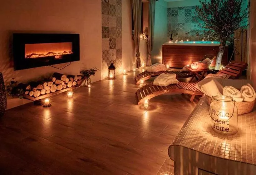 ホテル Vinné Sklepy Skalák