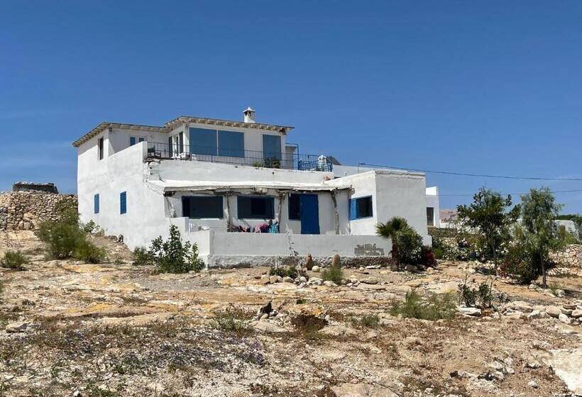 פנסיון La Chambre Tafokt