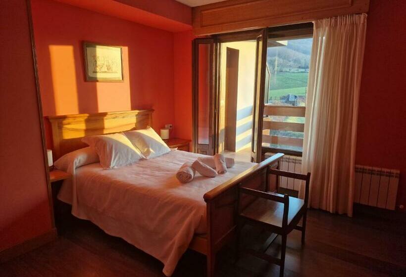 Pensão Hostal Lizuniaga