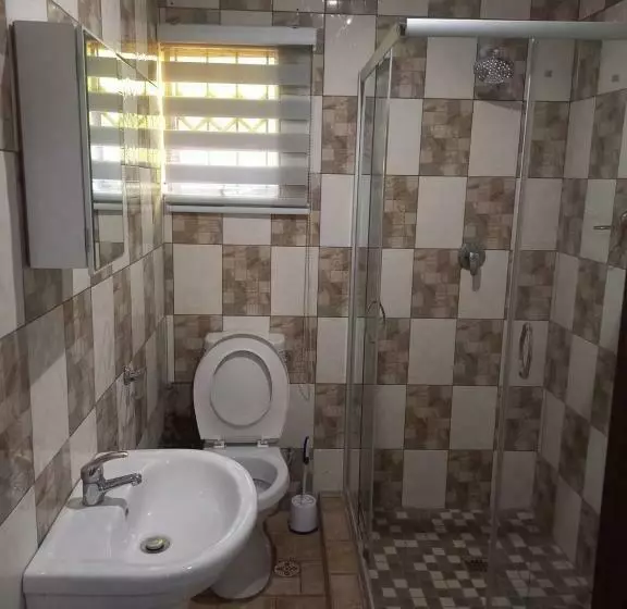 ペンション Makobaneng Guesthouse