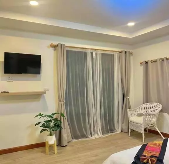 Majatalo The Moon Camp Khanom