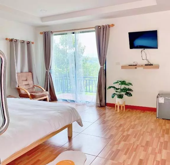 Majatalo The Moon Camp Khanom