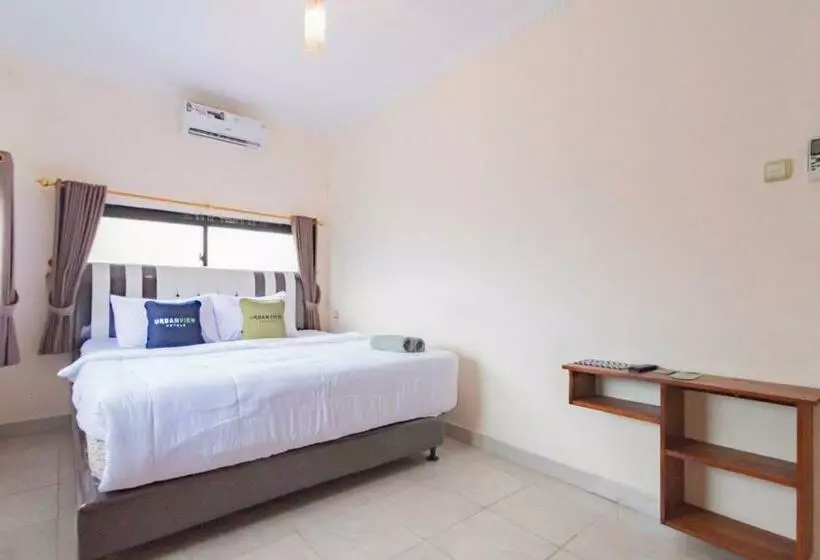 Urbanview Hotel Kangen Bungalow Purwakarta By Reddoorz