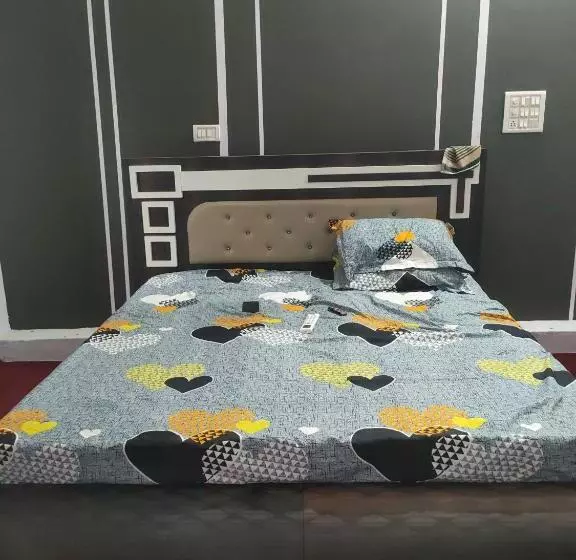 Spot On Vd Marriott Hotel & Restaurant