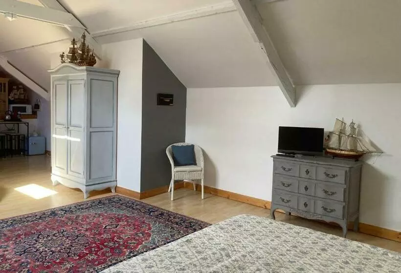 ペンション L Avre Des Joncherets   Possibilité Location En Journée