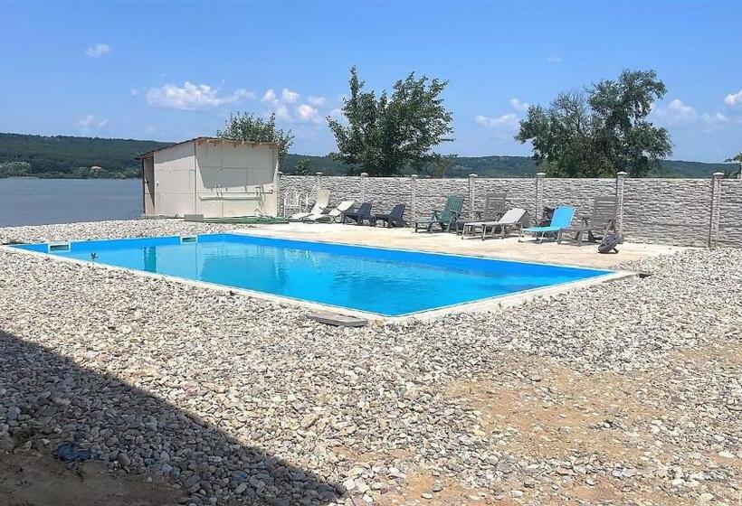 펜션 La Ponton Adakale