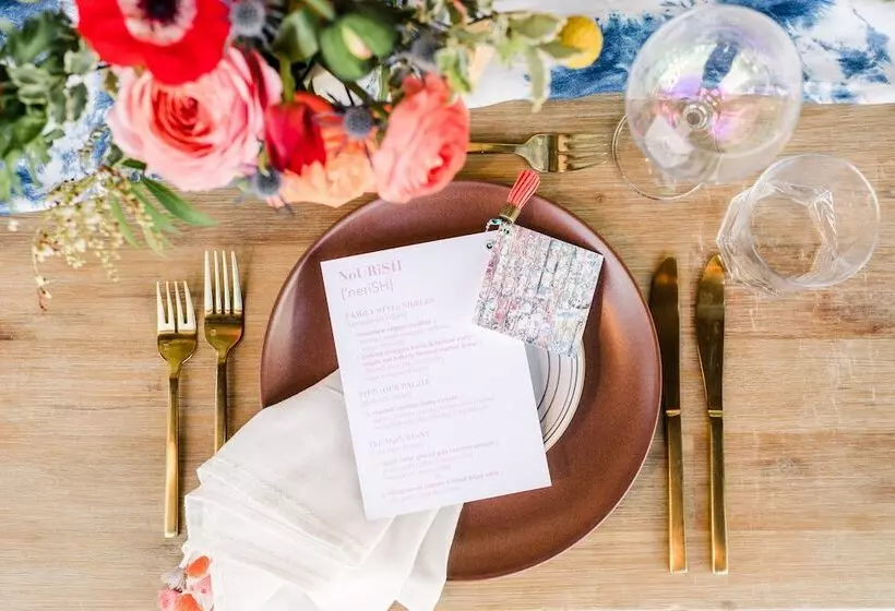 호스텔 Moxy Santa Barbara