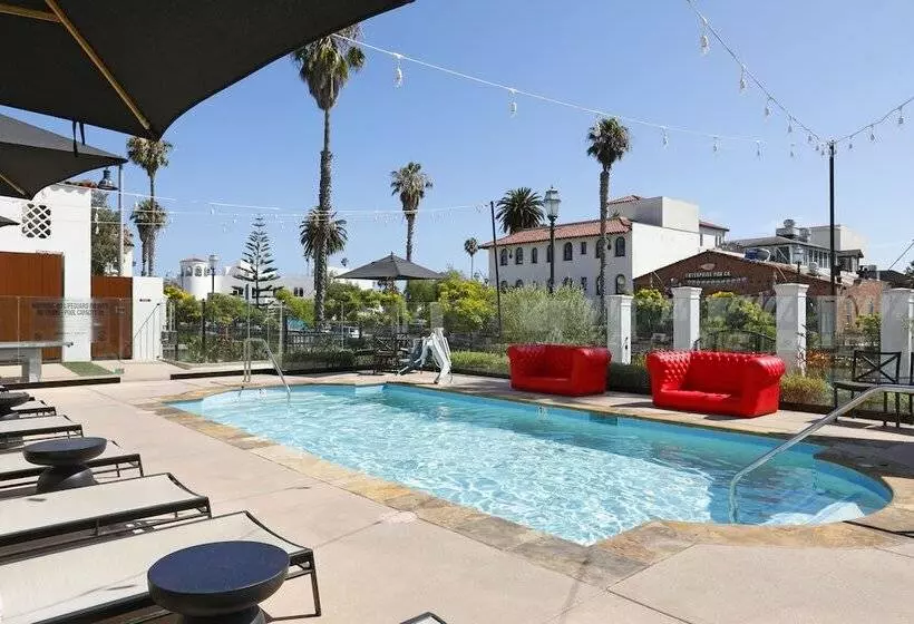 호스텔 Moxy Santa Barbara