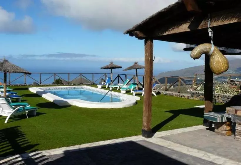 Apartamentos Fuente La Teja & Spa