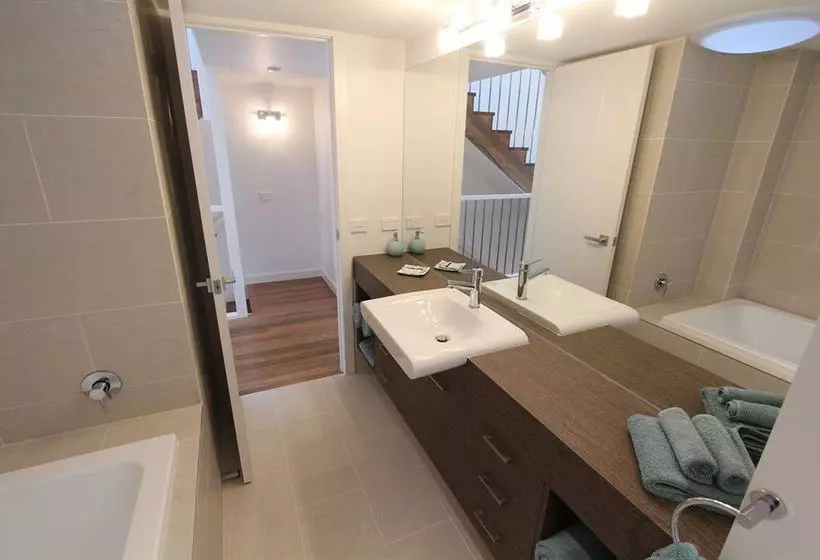 酒店 7 Falls Apartments