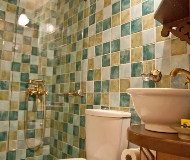 Hotel Archontiko Hatzipanayioti