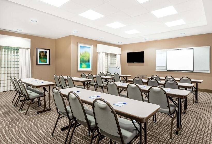 فندق Baymont By Wyndham Erie