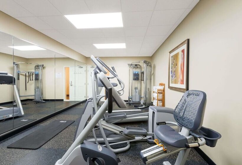 فندق Baymont By Wyndham Erie