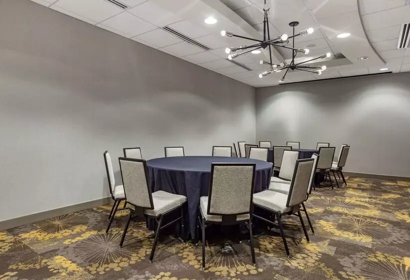 Cambria Hotel Rockville